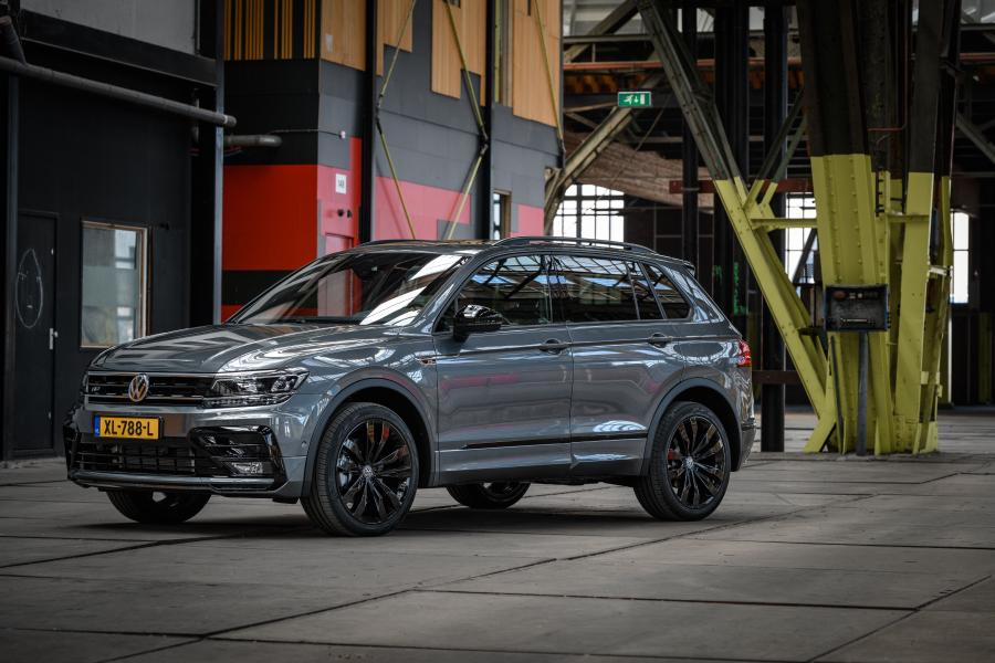  Volkswagen Tiguan R-Line Black Style 2018 года  (WW) (фото 16 из 16)